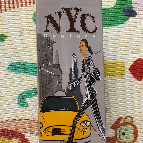 Ballet Flats in Black and White - Picture 4 of 4